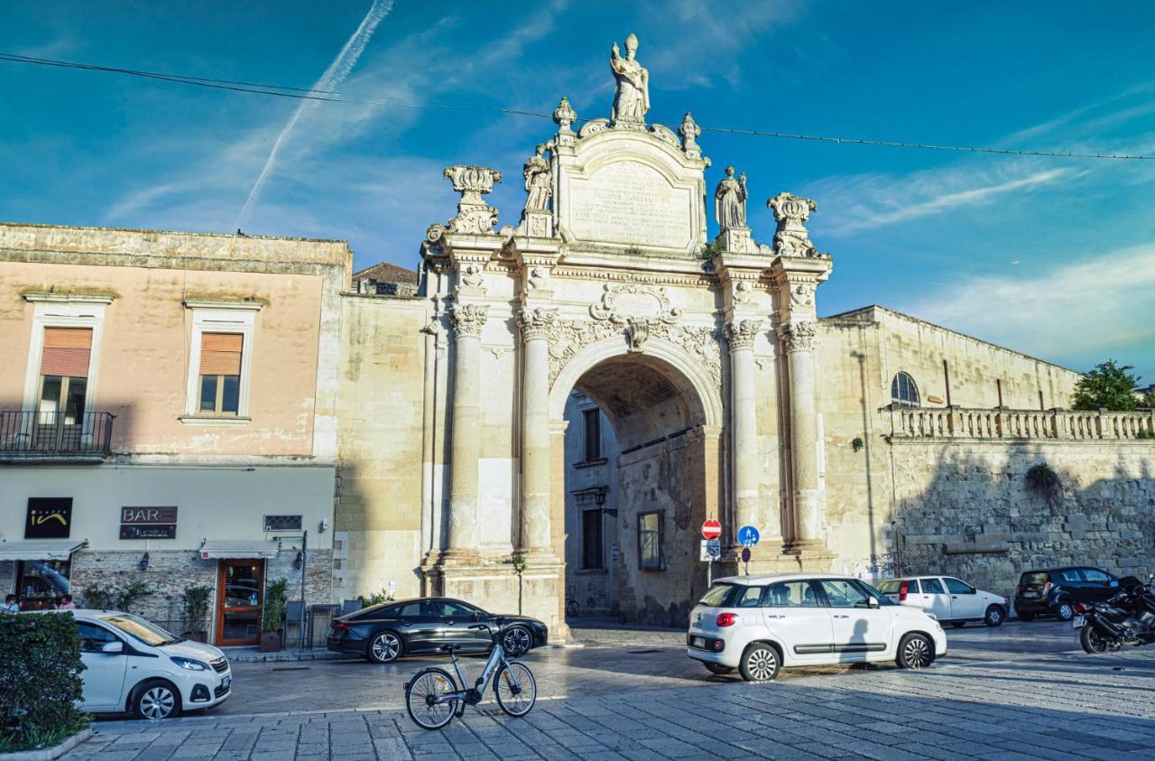 Milestone Inn Lecce Kültér fotó